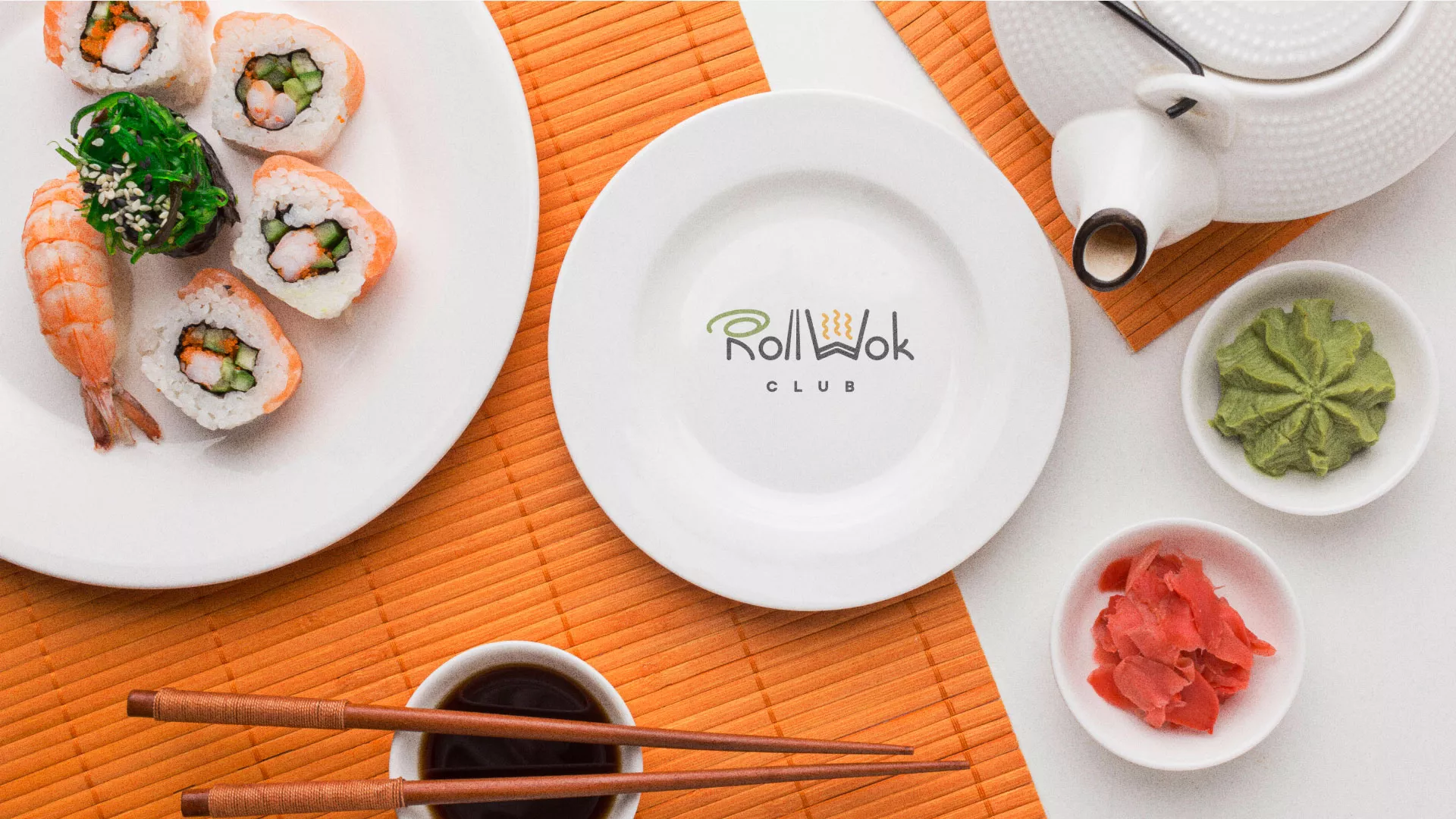 Разработка логотипа и фирменного стиля суши-бара «Roll Wok Club» в Алагире